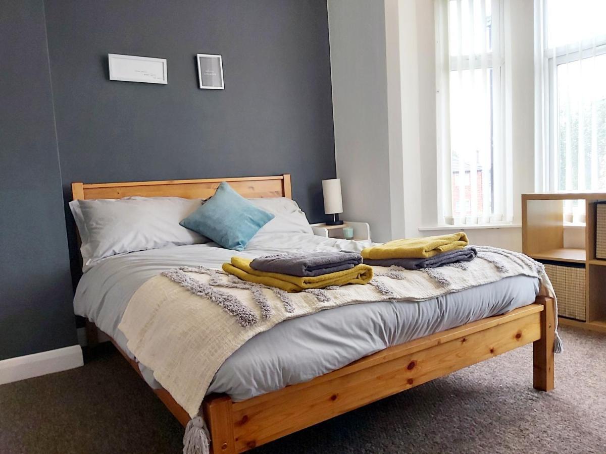 Comfy 4 Bed Home Away From Home 코번트리 외부 사진