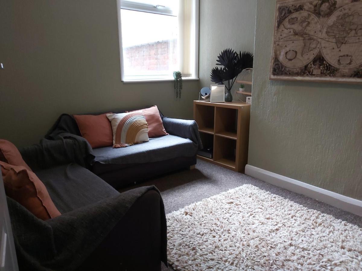 Comfy 4 Bed Home Away From Home 코번트리 외부 사진